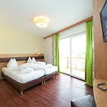 Hotel Alpina Saalbach-Hinterglemm