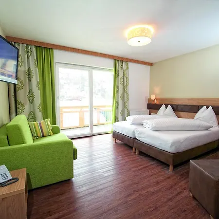 Hotel Alpina
