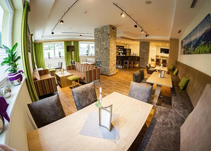 Hotel Alpina Saalbach-Hinterglemm